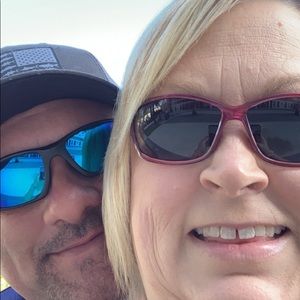 Meet your Posher, Rhonda